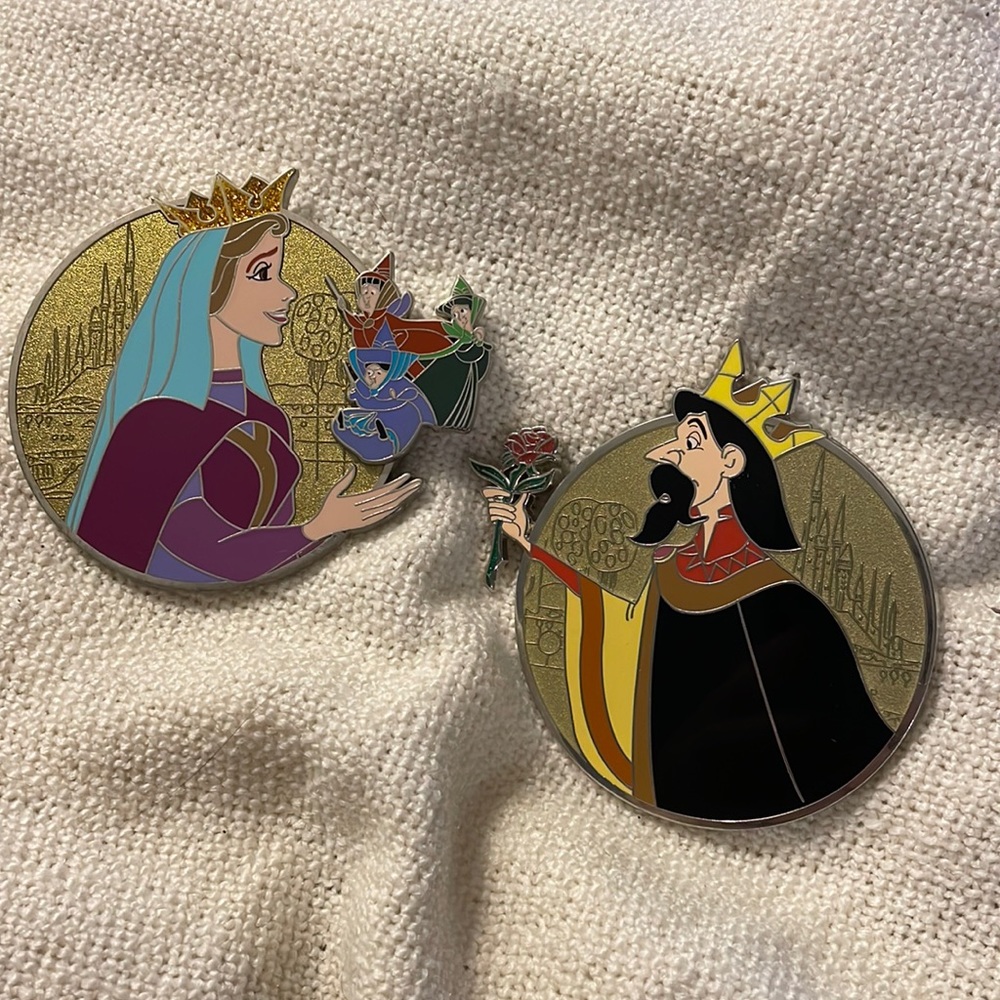LE35 Sleeping Beauty Pin Set